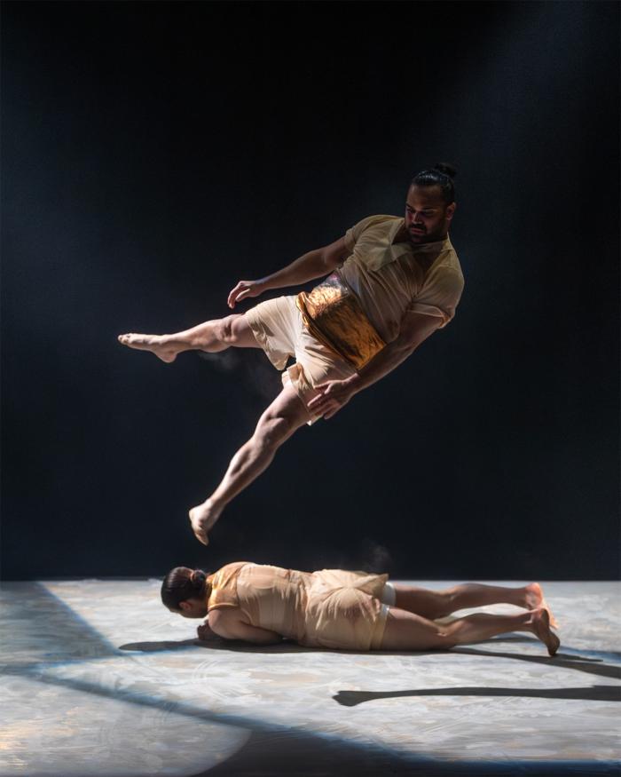 Na Djinang Circus: Of The Land on Which We Meet
