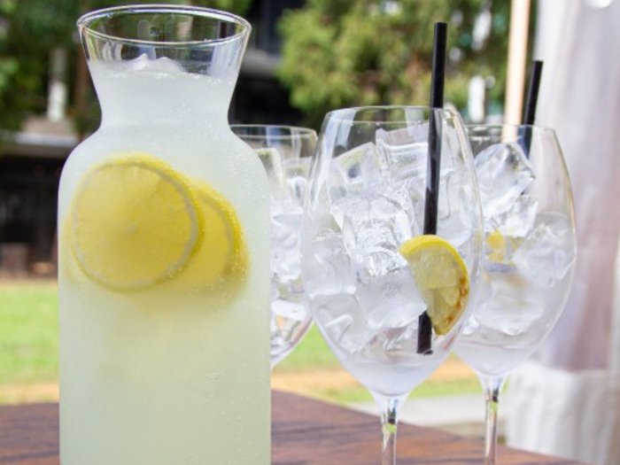 Spritz Sundays at Sailors' Rest Spritz Sundays at Sailors' Rest