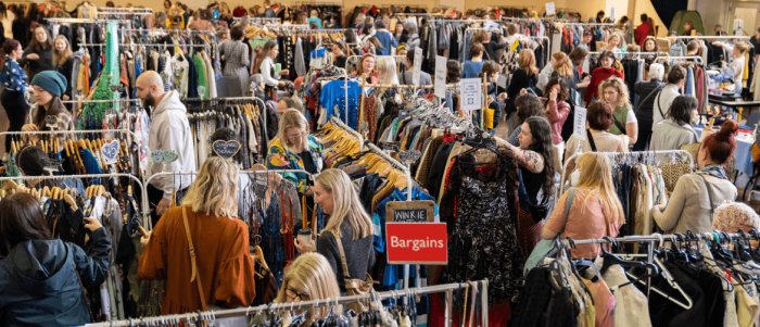Round She Goes Preloved Fashion Market